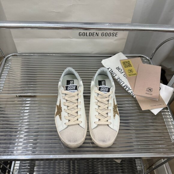 Golden Goose sneakers - Picture 3 of 9
